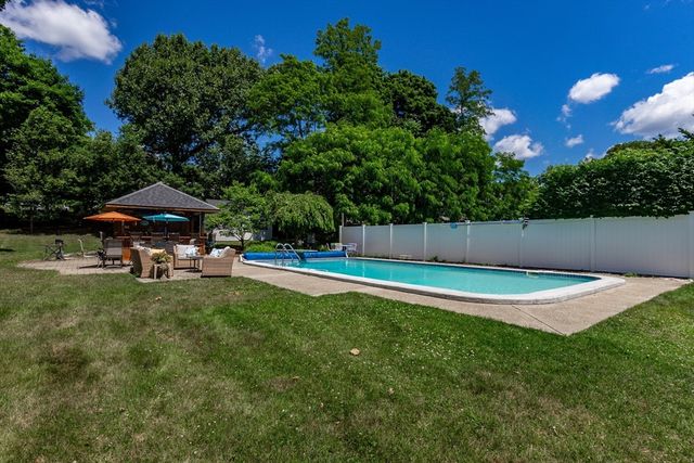 158 Warren Street, Waltham, MA 02453