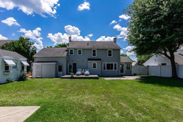 158 Warren Street, Waltham, MA 02453