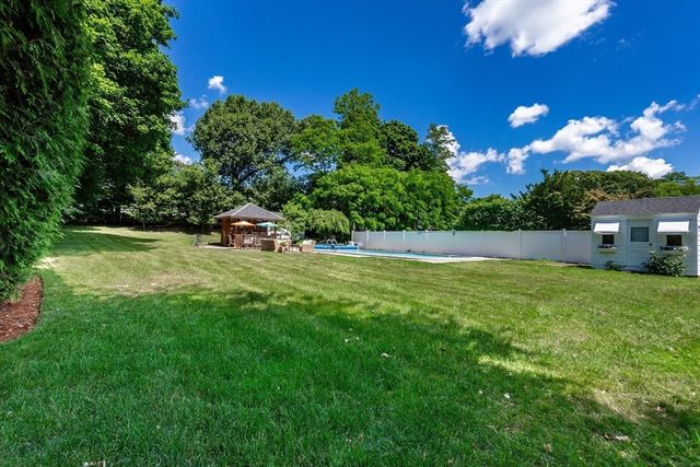 158 Warren Street, Waltham, MA 02453