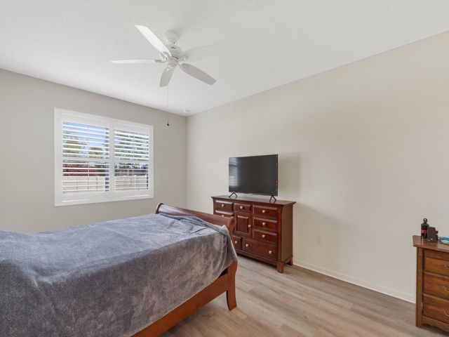 2633 Crowned Eagle Circle SW, Vero Beach, FL 32962