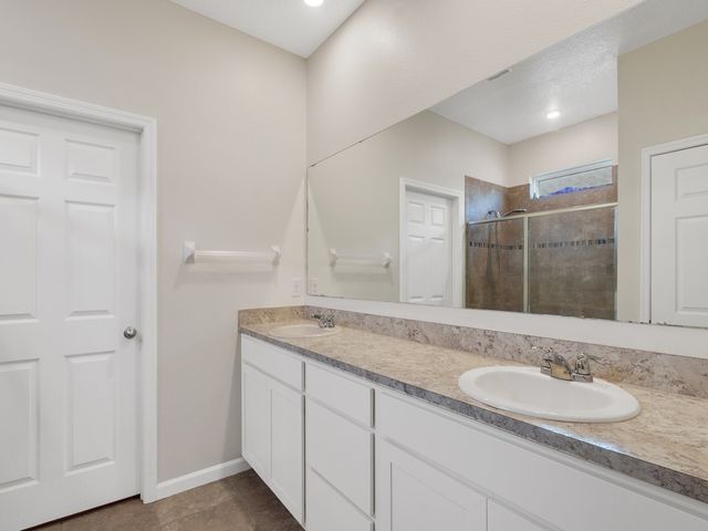 2633 Crowned Eagle Circle SW, Vero Beach, FL 32962