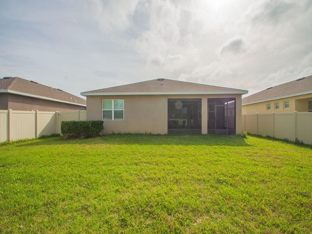 2633 Crowned Eagle Circle SW, Vero Beach, FL 32962