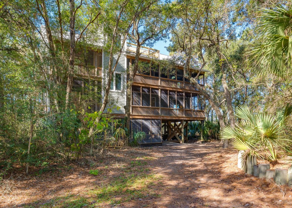 362 Pelican Flight Drive, Dewees Island, SC 29451