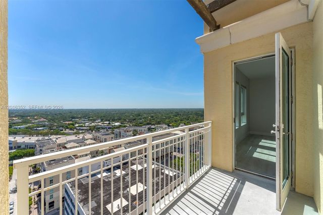 7350 SW 89th St 2202S, Miami, FL 33156