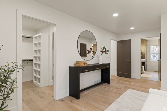 985 S VISTA VIEW DR, Salt Lake City, UT 84108