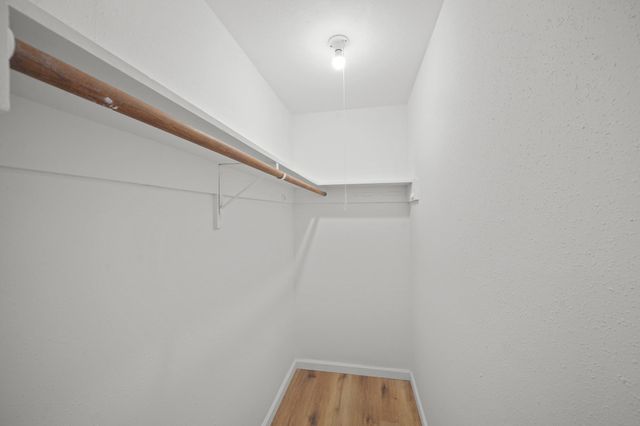 2201 Fountain View Drive 60F, Houston, TX 77057