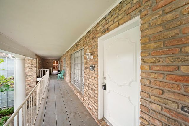 2201 Fountain View Drive 60F, Houston, TX 77057