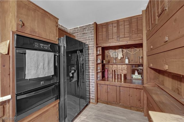 3158 Palmdale Street, Las Vegas, NV 89121