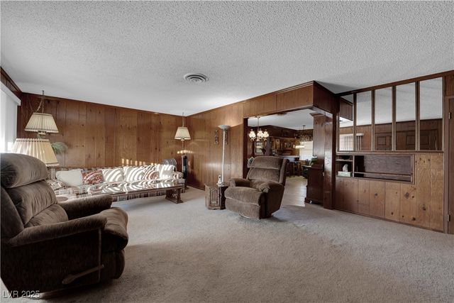 3158 Palmdale Street, Las Vegas, NV 89121