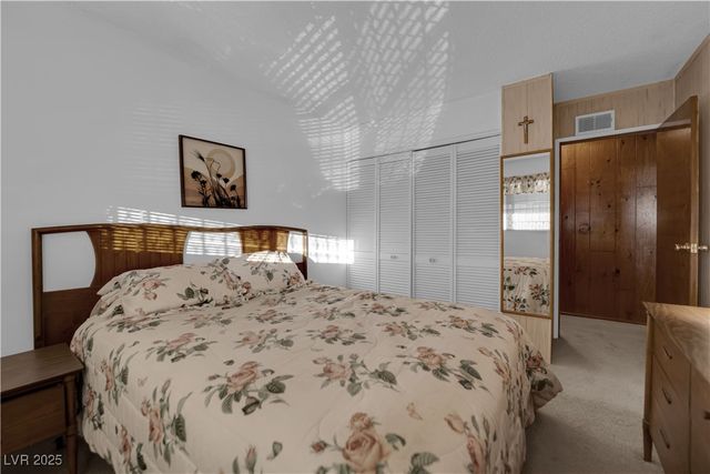 3158 Palmdale Street, Las Vegas, NV 89121