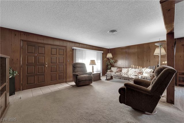 3158 Palmdale Street, Las Vegas, NV 89121