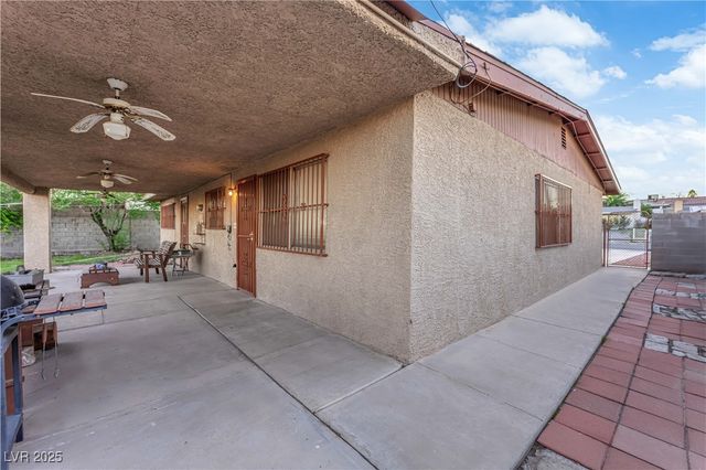 3158 Palmdale Street, Las Vegas, NV 89121