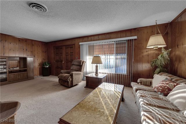 3158 Palmdale Street, Las Vegas, NV 89121