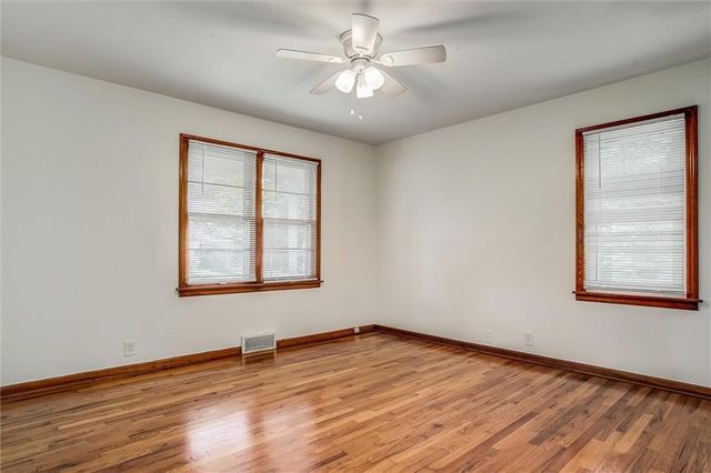 2006 Englewood Terrace, Independence, MO 64052