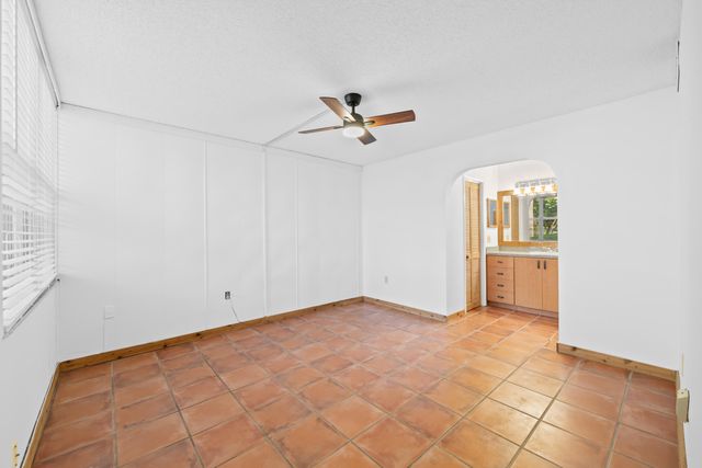 9480 Tangerine Place 102, Davie, FL 33324