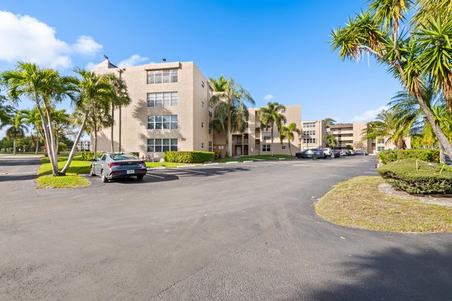 9480 Tangerine Place 102, Davie, FL 33324