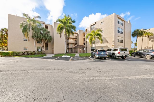 9480 Tangerine Place 102, Davie, FL 33324