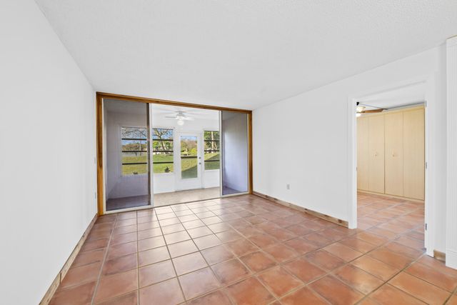 9480 Tangerine Place 102, Davie, FL 33324