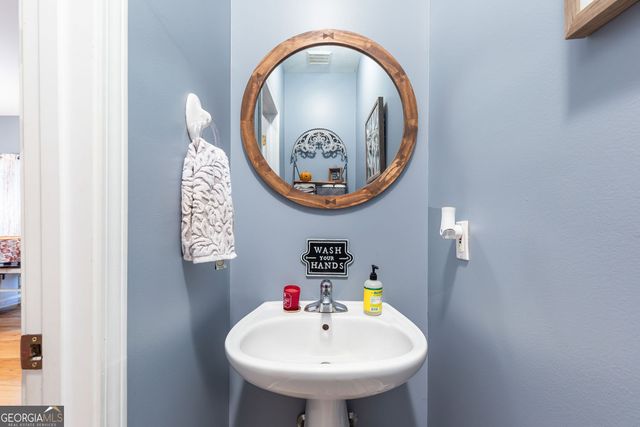 9201 Brixton Court, Douglasville, GA 30135