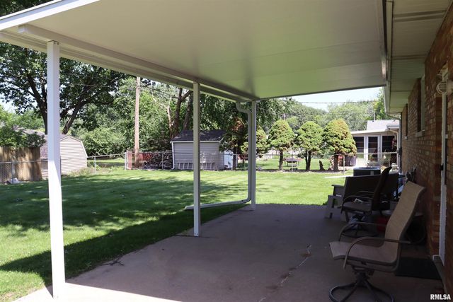1019 S MESA Drive, Peoria, IL 61607