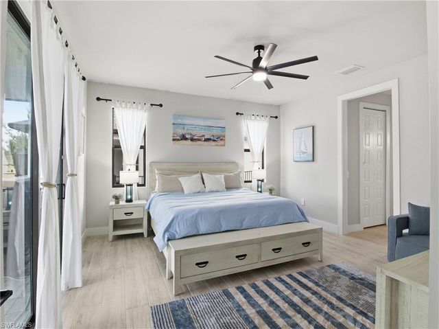 2233 SW 17th PL, Cape Coral, FL 33991