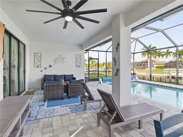 2233 SW 17th PL, Cape Coral, FL 33991