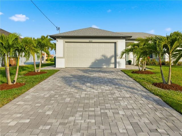 2233 SW 17th PL, Cape Coral, FL 33991