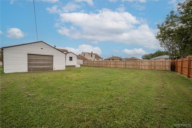 9 Petan Drive, Cheektowaga, NY 14225