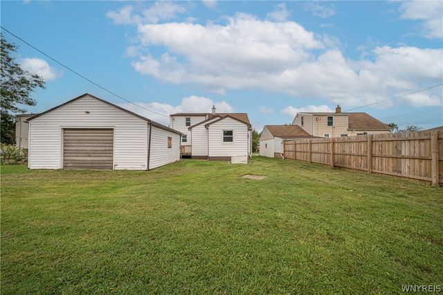 9 Petan Drive, Cheektowaga, NY 14225