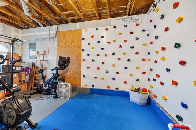 19320 74th Avenue E, Spanaway, WA 98387