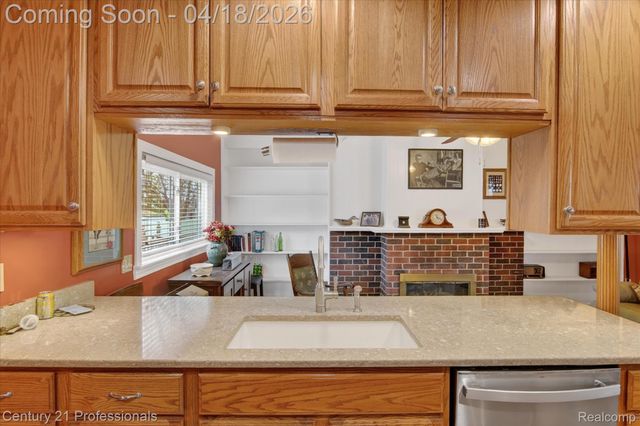 9343 Caprice Drive, Plymouth Charter Township, MI 48170