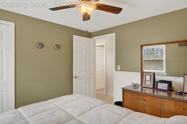 9343 Caprice Drive, Plymouth Charter Township, MI 48170