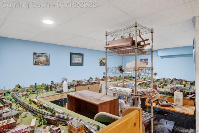 9343 Caprice Drive, Plymouth Charter Township, MI 48170