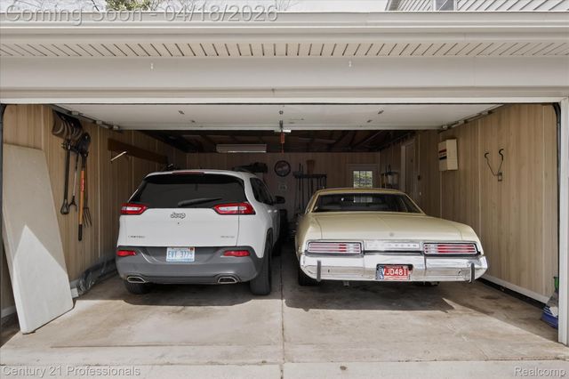 9343 Caprice Drive, Plymouth Charter Township, MI 48170