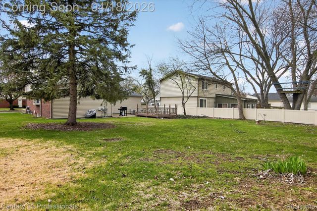 9343 Caprice Drive, Plymouth Charter Township, MI 48170