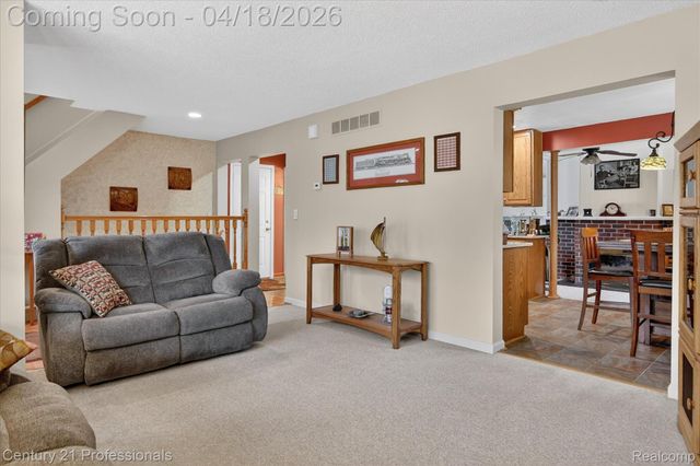 9343 Caprice Drive, Plymouth Charter Township, MI 48170