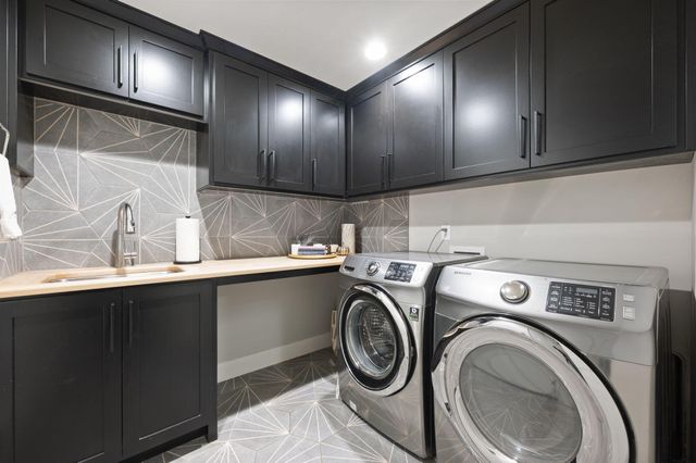 18025 Cascade Estates Drive, Bend, OR 97703