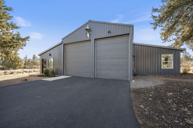 18025 Cascade Estates Drive, Bend, OR 97703