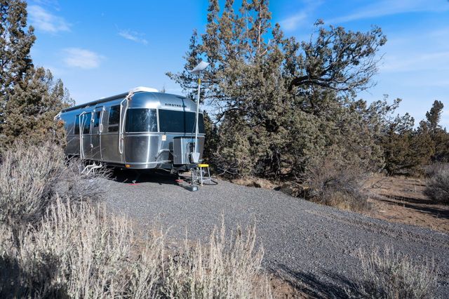 18025 Cascade Estates Drive, Bend, OR 97703