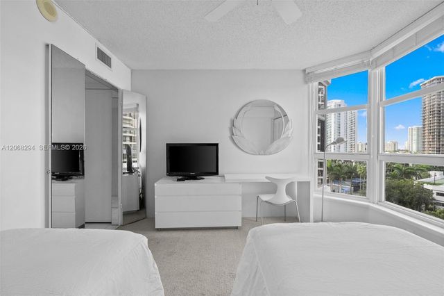 19101 NE 36th Court 807, Aventura, FL 33180
