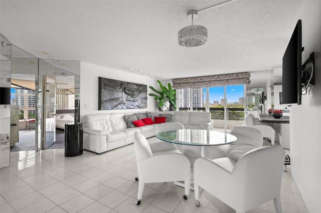 19101 NE 36th Court 807, Aventura, FL 33180