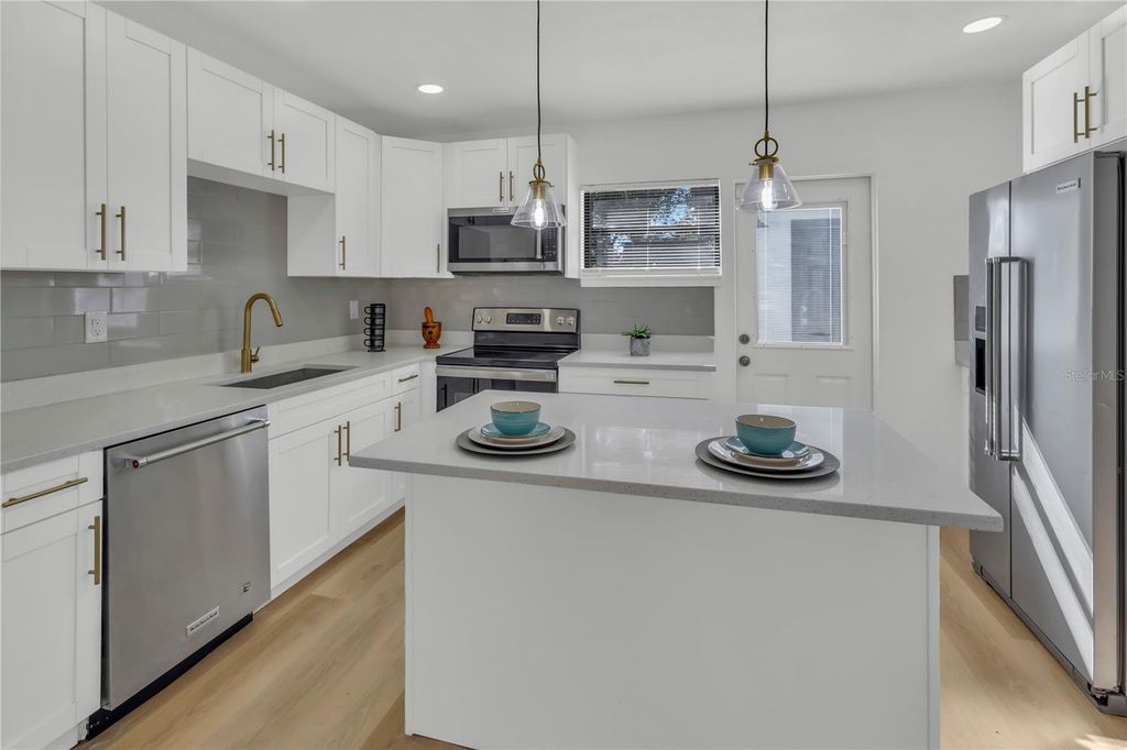 Image 11 of property listing at 7415 S OBRIEN STREET, Tampa, FL 33616