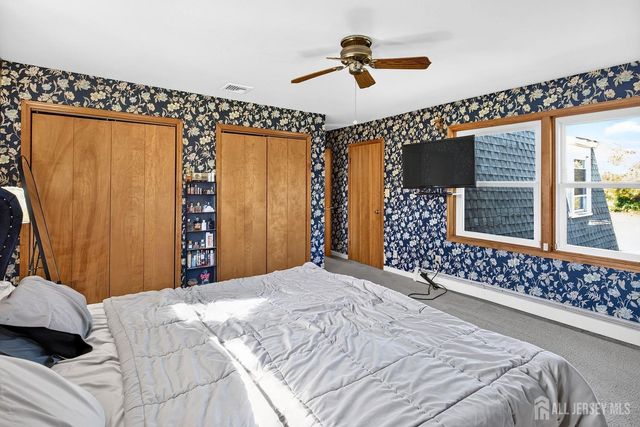 53 Hoffman Road, Monroe, NJ 08831