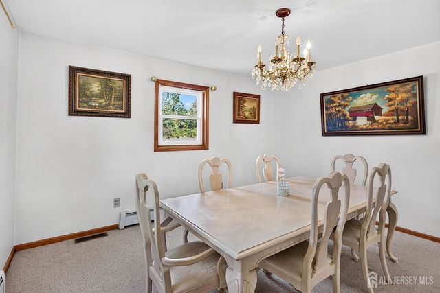 53 Hoffman Road, Monroe, NJ 08831