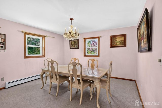 53 Hoffman Road, Monroe, NJ 08831