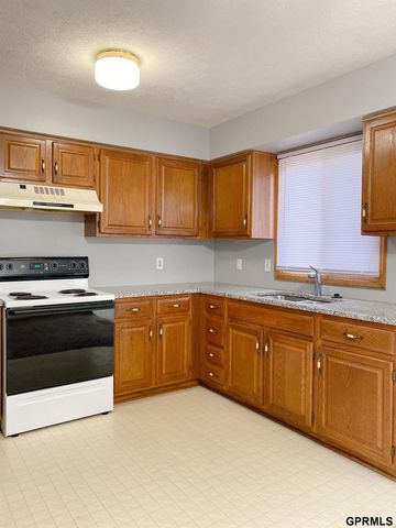 4723 N 129 Avenue, Omaha, NE 68164