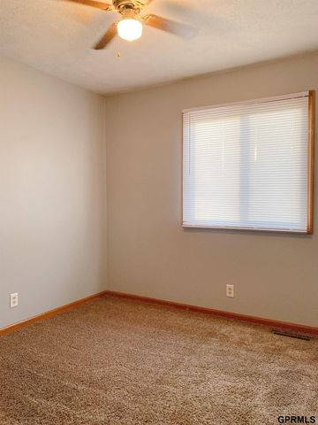 4723 N 129 Avenue, Omaha, NE 68164