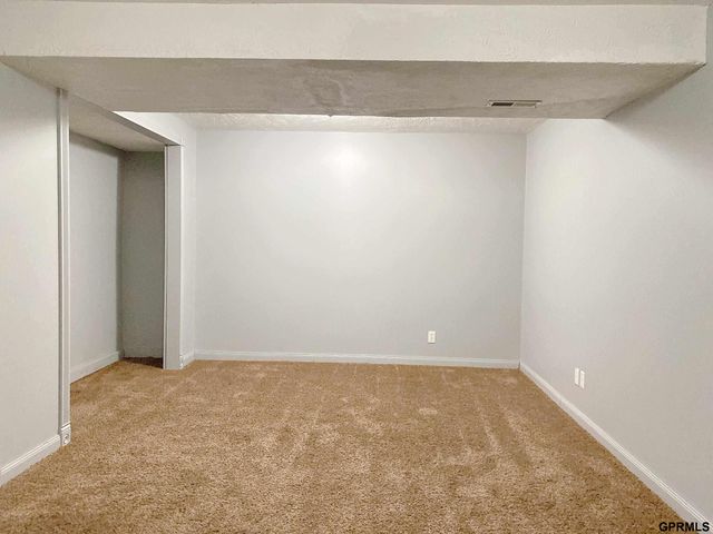 4723 N 129 Avenue, Omaha, NE 68164