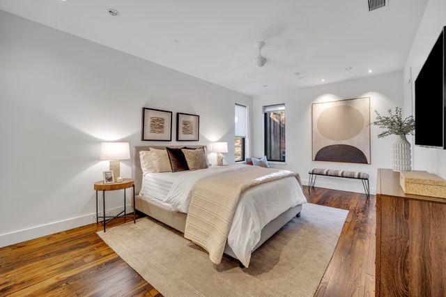 5947 Meadowcrest Drive, Dallas, TX 75230