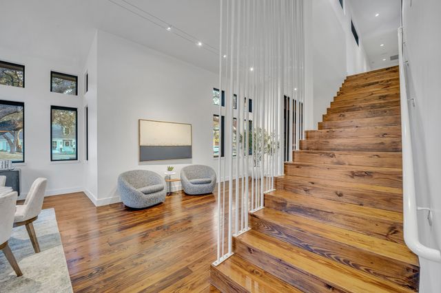 5947 Meadowcrest Drive, Dallas, TX 75230